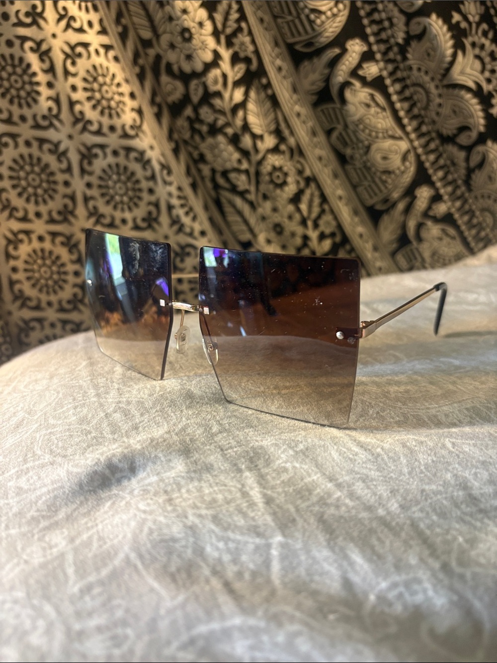 Oversized Rimless Square Sunglasses - Brown Gradient